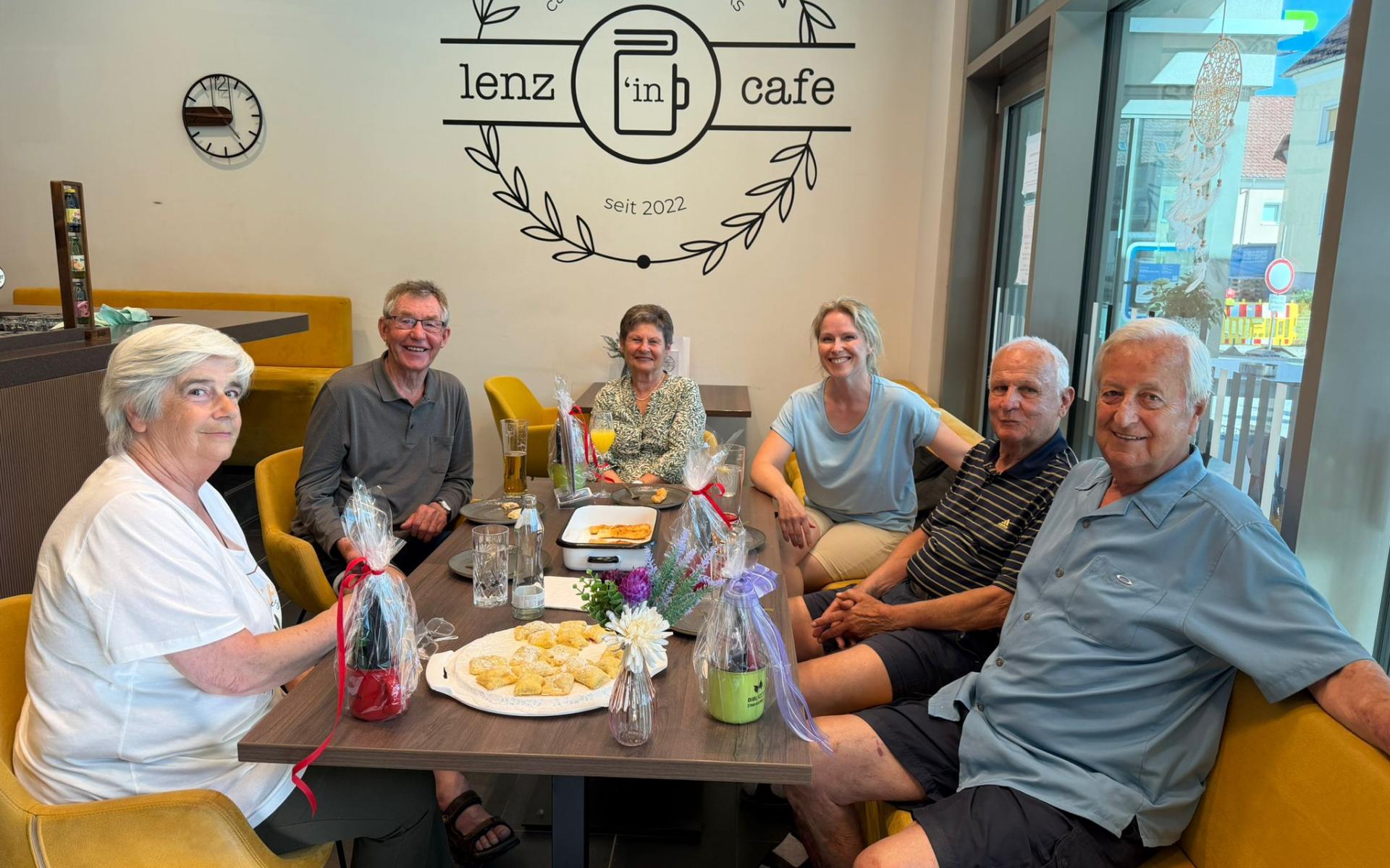 Lesecafe_Runde