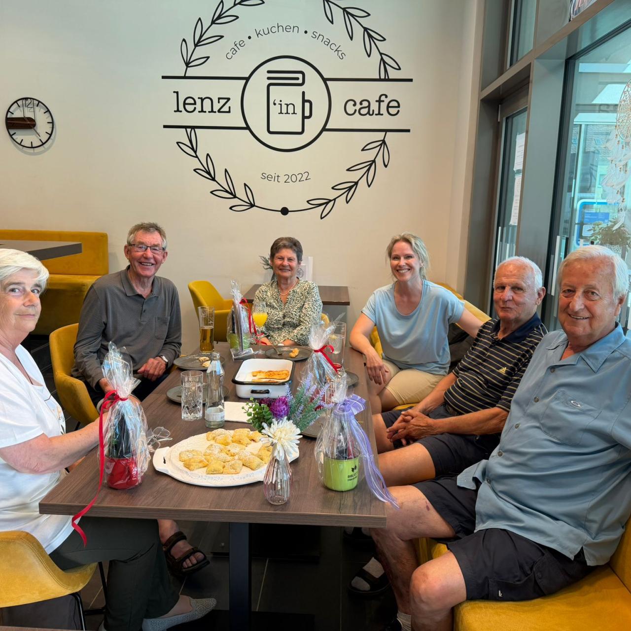 Lesecafe_Runde